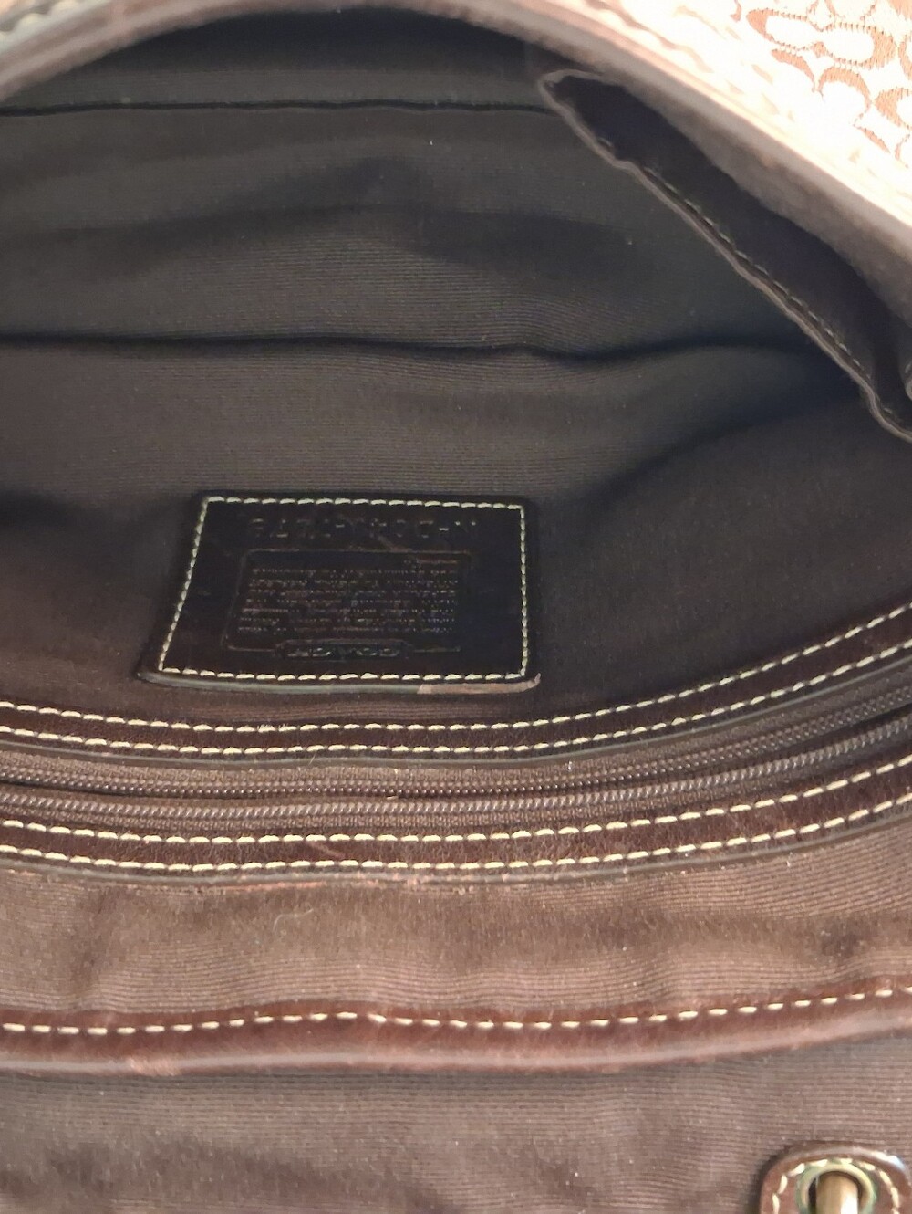 Coach Vintage Y2K Soho Signature Handbag - Picture 7 of 16
